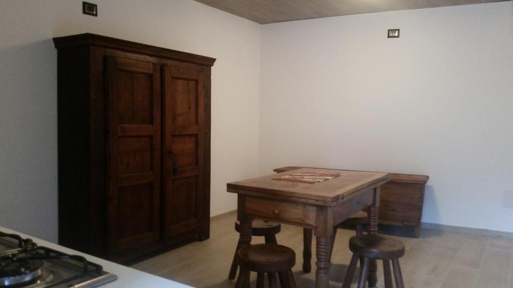 Villa La Tour Nus Buitenkant foto